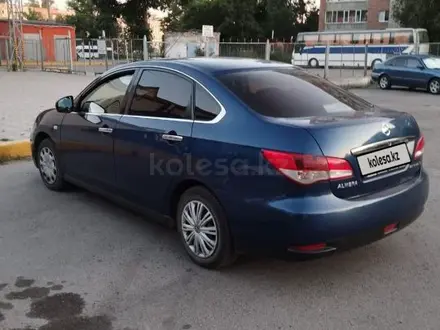 Nissan Almera 2015 года за 4 500 000 тг. в Усть-Каменогорск – фото 2