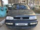 Volkswagen Golf 1994 годаүшін1 400 000 тг. в Уральск