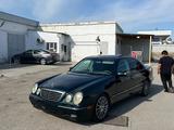 Mercedes-Benz E 320 2001 годаүшін4 000 000 тг. в Актау