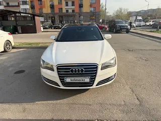 Audi A8, 2011