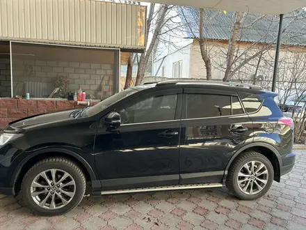 Toyota RAV4 2019 года за 14 500 000 тг. в Астана – фото 2