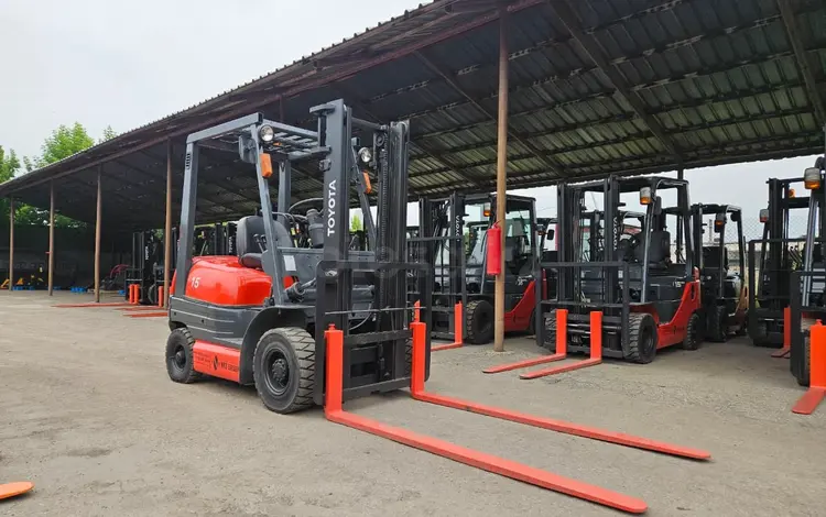 Toyota  6FGL15 2005 года за 3 700 000 тг. в Алматы
