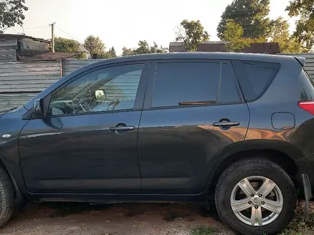 Toyota RAV4 2006 года за 7 000 000 тг. в Петропавловск – фото 3