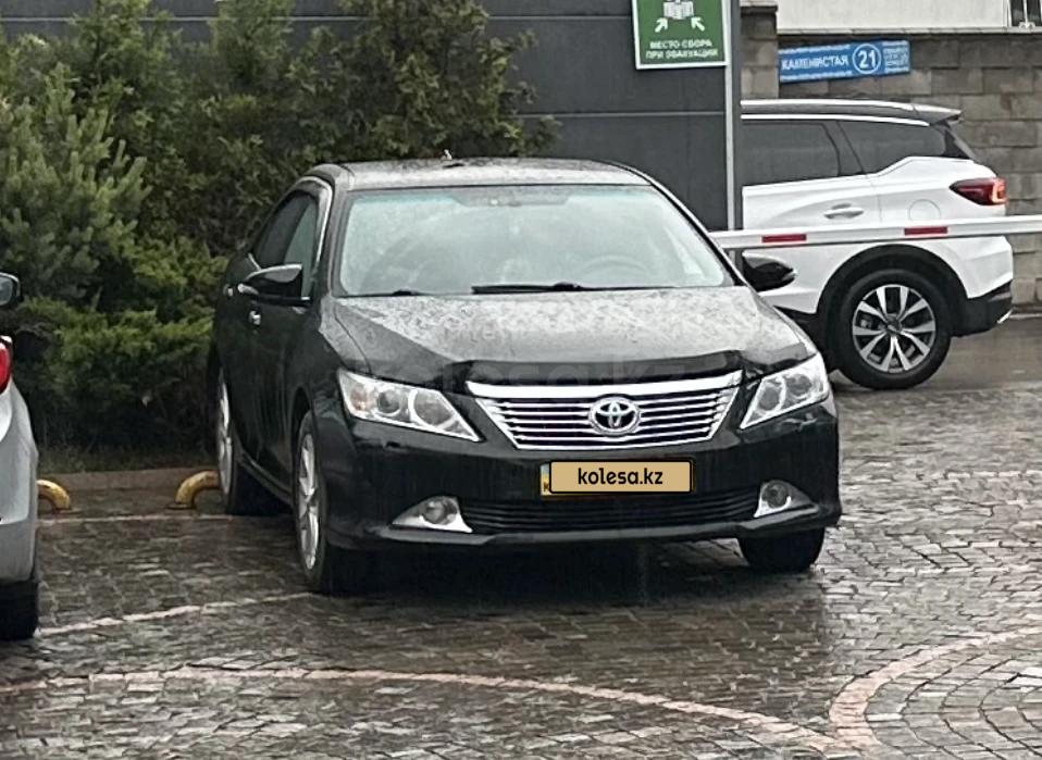 Toyota Camry 2014 г.