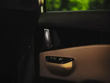 Kia Carnival 2021 года за 18 500 000 тг. в Астана – фото 63