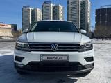 Volkswagen Tiguan 2018 года за 11 800 000 тг. в Астана