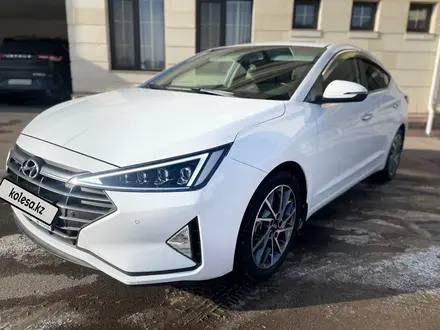 Hyundai Elantra 2020 года за 10 500 000 тг. в Алматы – фото 17