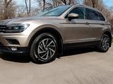 Volkswagen Tiguan 2018 года за 12 400 000 тг. в Алматы – фото 4