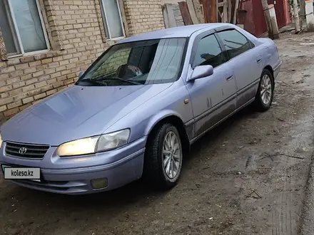 Toyota Camry 1997 года за 3 500 000 тг. в Шиели – фото 3