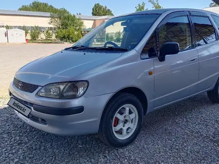 Toyota Spacio 1997 года за 2 650 000 тг. в Алматы – фото 2