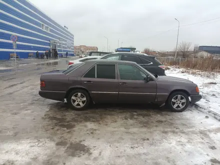 Mercedes-Benz E 230 1991 года за 1 300 000 тг. в Темиртау – фото 2