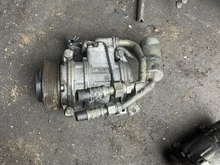 Компрессор кондиционера на Mercedes Benz w140 3.2 объем, в отличном сост за 40 000 тг. в Алматы – фото 2