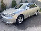 Toyota Camry 2002 года за 5 300 000 тг. в Алматы – фото 2