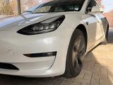 Tesla Model 3 2020 года за 13 500 000 тг. в Алматы – фото 2