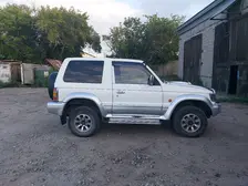 Mitsubishi Pajero, 1995