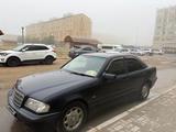 Mercedes-Benz C 200 1998 года за 2 500 000 тг. в Уральск – фото 2