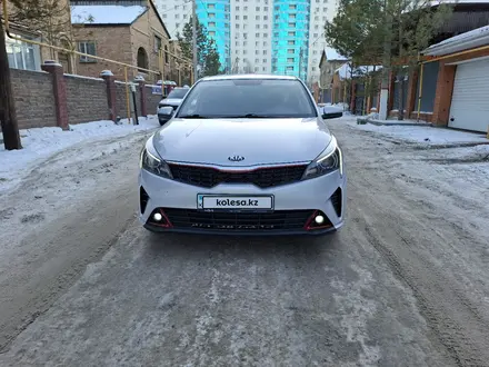 Kia Rio 2021 года за 8 800 000 тг. в Астана