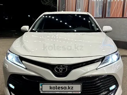 Toyota Camry 2019 года за 13 300 000 тг. в Актау – фото 7