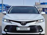 Toyota Camry 2019 года за 13 800 000 тг. в Атырау – фото 4