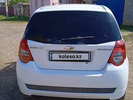 Chevrolet Aveo 2013 годаүшін3 100 000 тг. в Уральск – фото 4