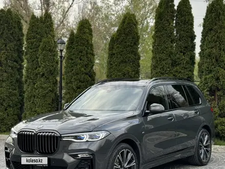 BMW X7 2022 года за 54 000 000 тг. в Алматы – фото 2