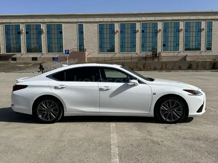 Lexus ES 350 2020 года за 29 000 000 тг. в Актобе – фото 6