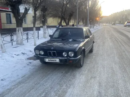 BMW 520 1987 года за 650 000 тг. в Жезказган