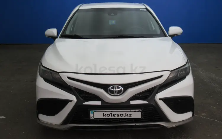 Toyota Camry 2021 годаүшін9 443 500 тг. в Актобе