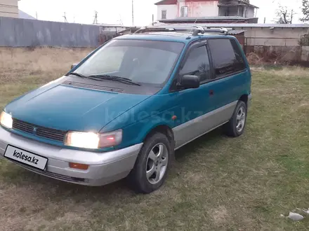 Mitsubishi Space Runner 1995 года за 1 100 000 тг. в Тараз