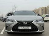 Lexus ES 300h 2024 годаүшін30 000 000 тг. в Алматы