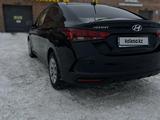 Hyundai Accent 2022 годаfor8 900 000 тг. в Усть-Каменогорск – фото 5