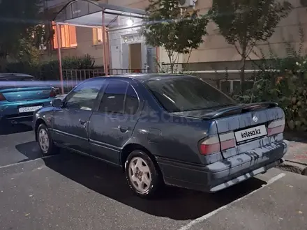 Nissan Primera 1995 года за 500 000 тг. в Актау – фото 2