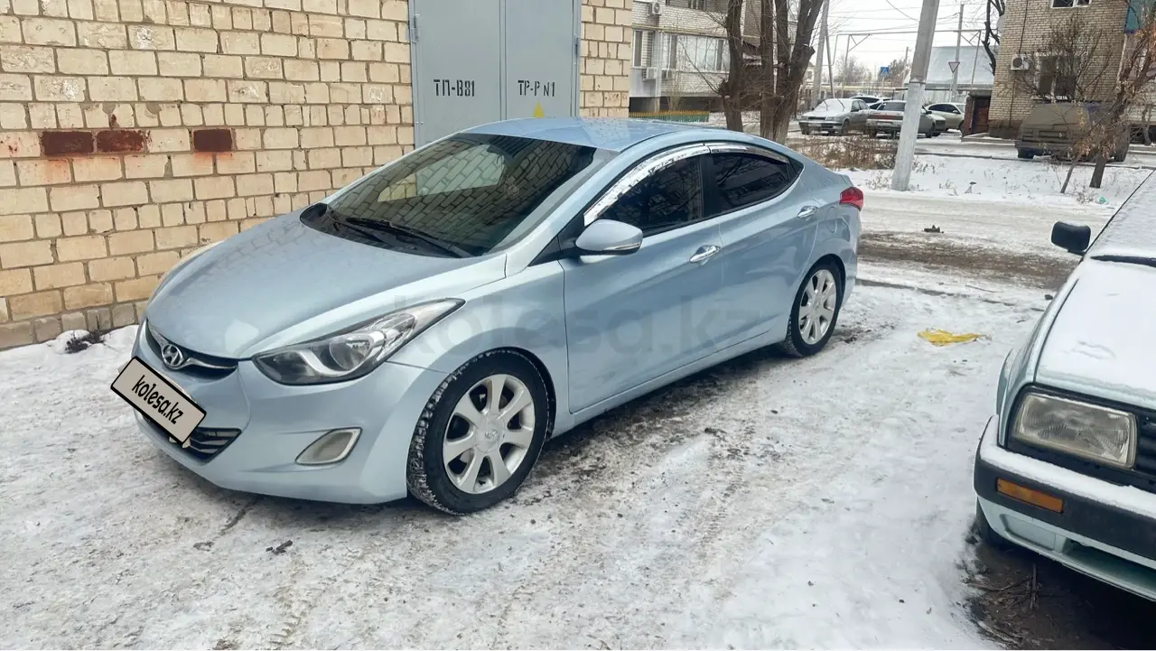 Hyundai Elantra, 2013