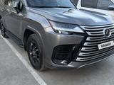 Lexus LX 600 2022 года за 67 700 000 тг. в Актобе