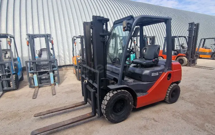 Toyota  8F 2014 года за 5 500 000 тг. в Астана