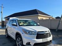 Toyota Highlander 2015 года за 11 000 000 тг. в Атырау