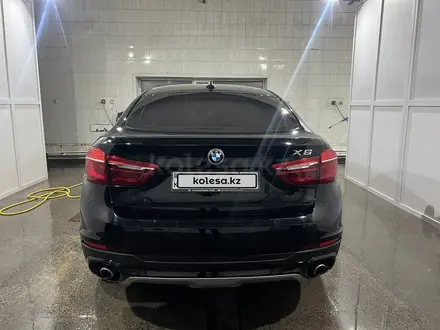 BMW X6 2017 года за 21 000 000 тг. в Караганда – фото 2