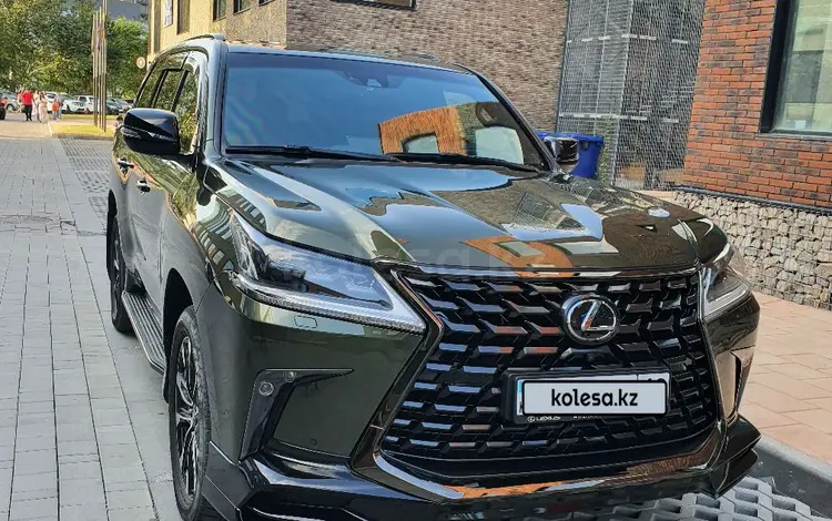 Lexus LX 570 2021 года за 70 000 000 тг. в Алматы