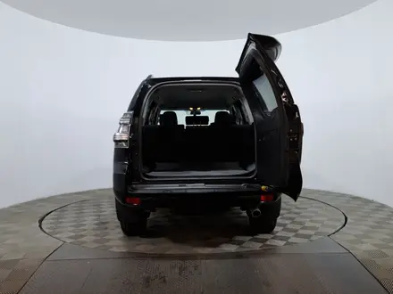 Toyota Land Cruiser Prado 2017 года за 17 450 000 тг. в Астана – фото 9