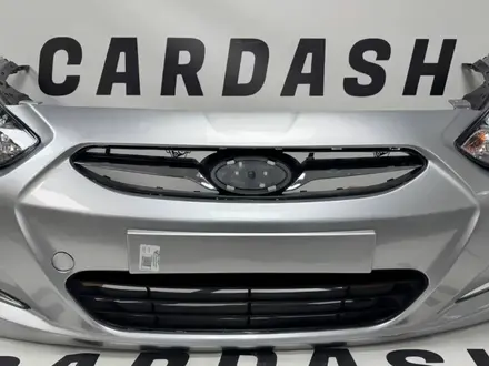 Бампер передний на hyundai solaris за 25 000 тг. в Алматы