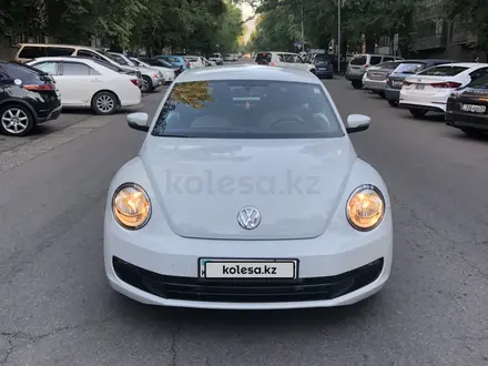 Volkswagen Beetle 2016 года за 9 900 000 тг. в Алматы – фото 3
