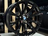 Разно-широкие диски R19 на BMW 166 стиль 5х120 за 440 000 тг. в Астана – фото 2