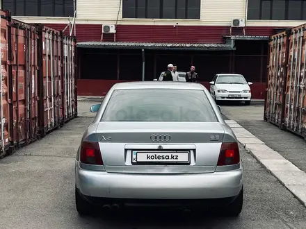 Audi A4 1996 года за 1 100 000 тг. в Алматы – фото 5