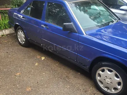 Mercedes-Benz 190 1990 года за 900 000 тг. в Усть-Каменогорск