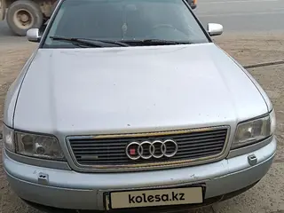 Audi A8, 1998