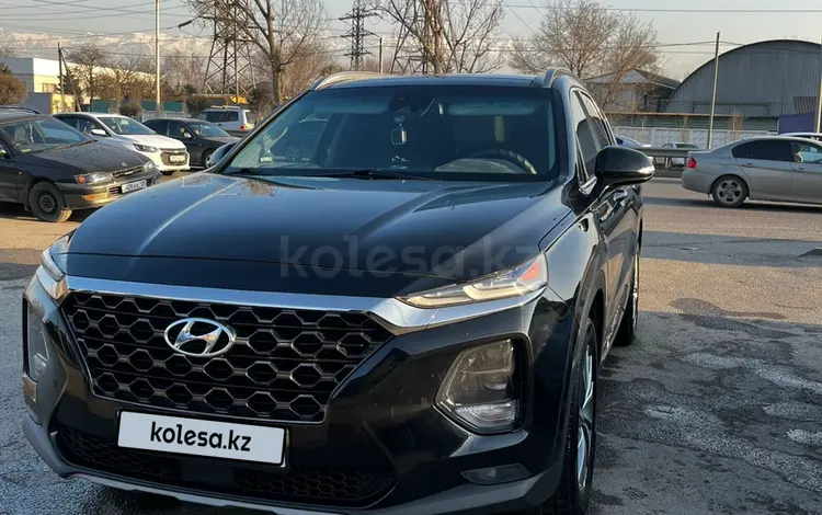 Hyundai Santa Fe 2019 годаүшін12 000 000 тг. в Алматы