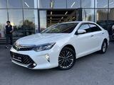 Toyota Camry 2015 года за 10 500 000 тг. в Шымкент – фото 3