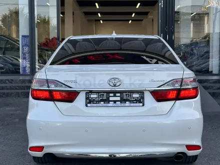 Toyota Camry 2015 года за 10 500 000 тг. в Шымкент – фото 5