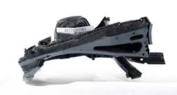 Лонжерон металлический подкрылок Mercedes-Benz E-Class W211 A2116201961 за 49 939 тг. в Алматы