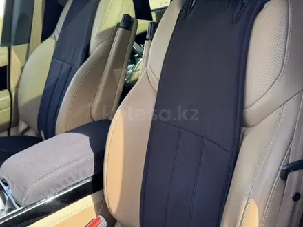 Land Rover Range Rover 2023 года за 94 000 000 тг. в Алматы – фото 15